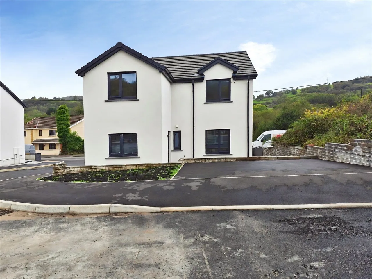 Llys Royal Oak, Rhydyfro, SA8, photo 27