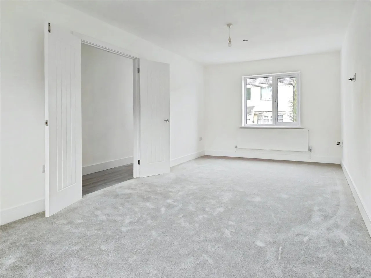 Llys Royal Oak, Rhydyfro, SA8, photo 4