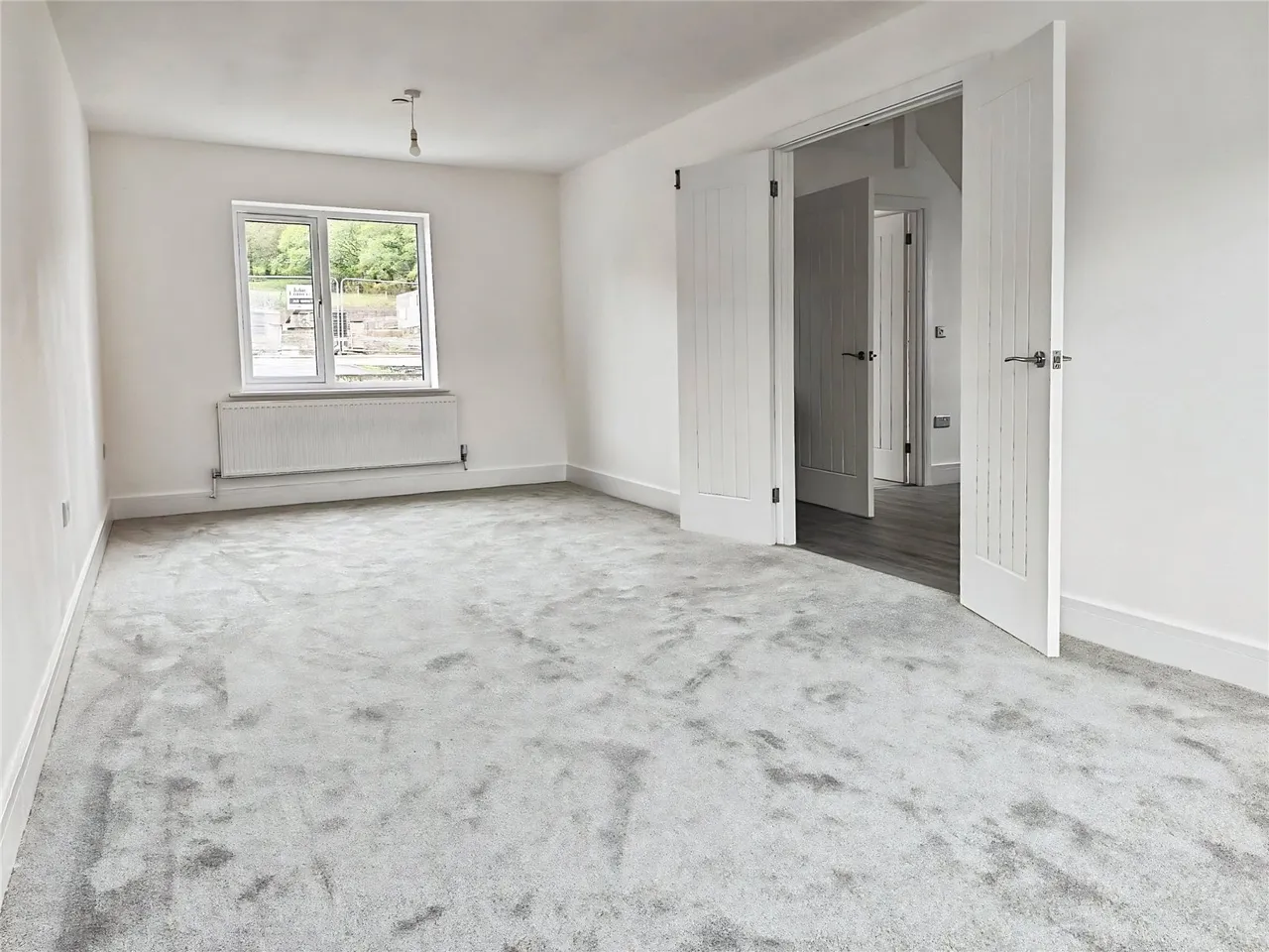 Llys Royal Oak, Rhydyfro, SA8, photo 3