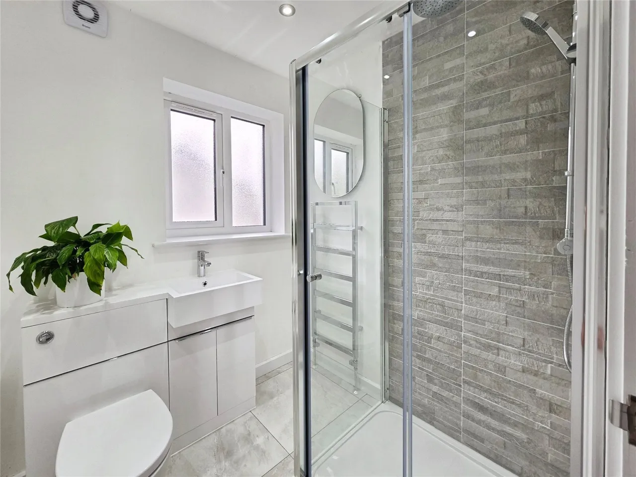 Llys Royal Oak, Rhydyfro, SA8, photo 14