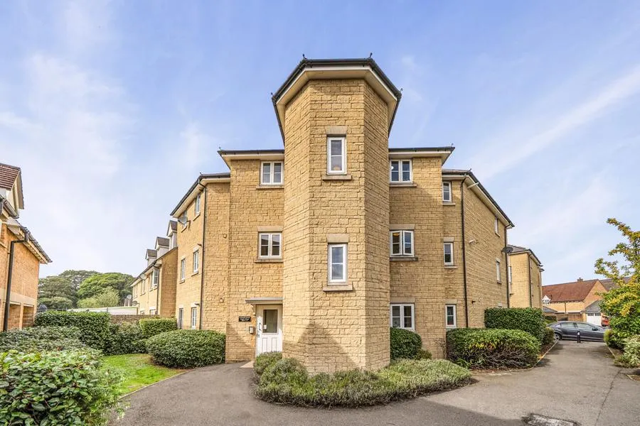 2 bed flat for sale, Parkers Road, Chipping Norton, OX7