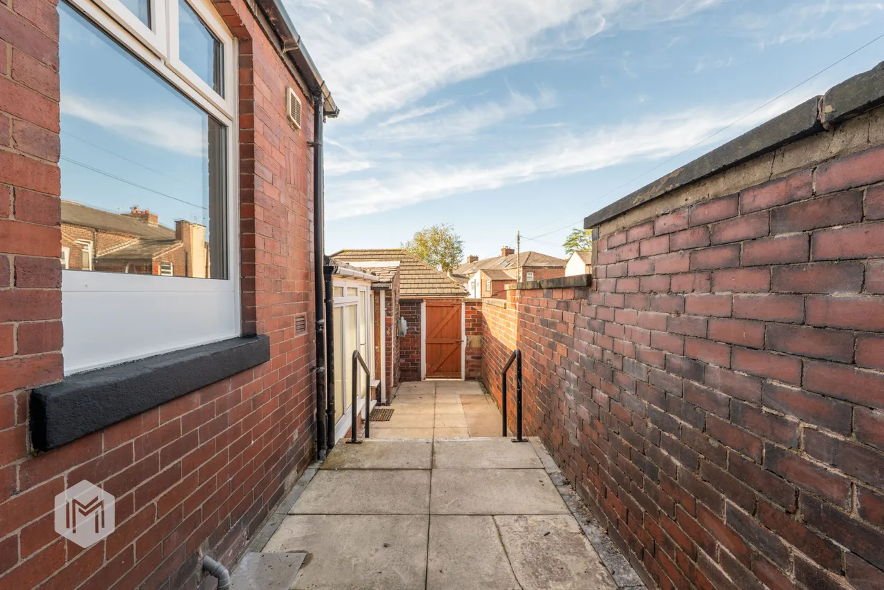 Britain Street, Bury, BL9, photo 18