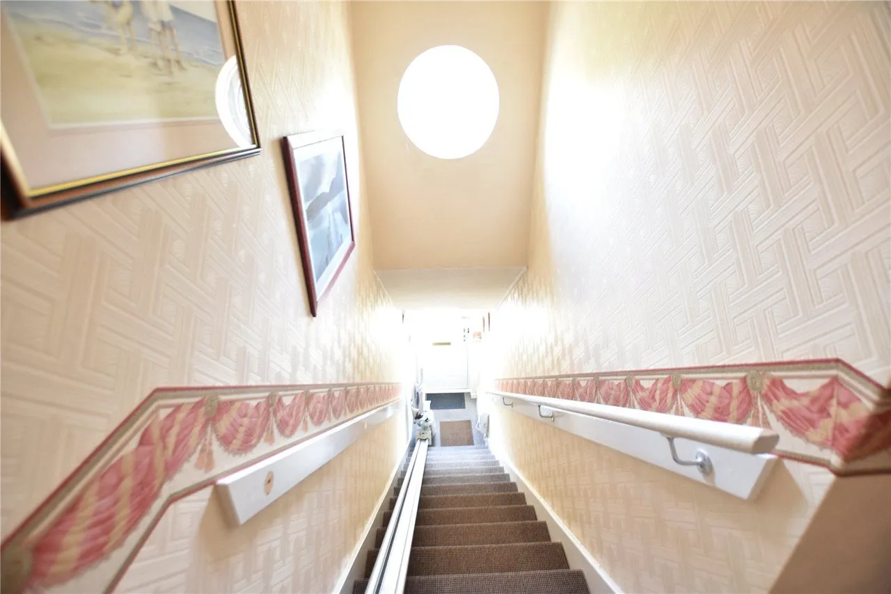 Farm Court, Leeds, LS15, photo 9