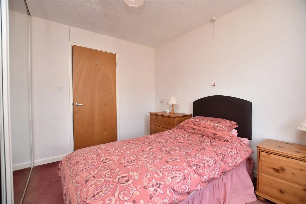 Farm Court, Leeds, LS15, photo 11