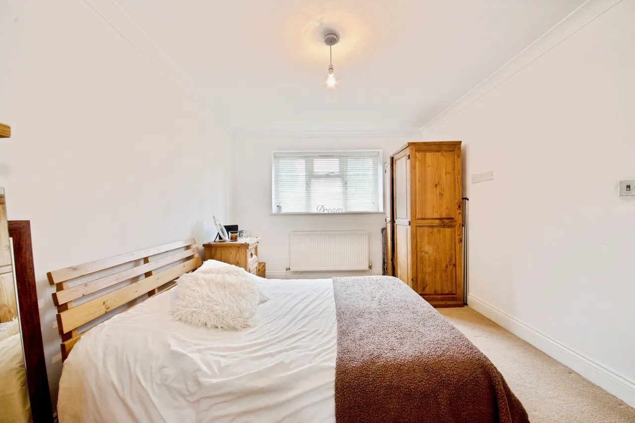Beechwood Drive, Woodford Green, IG8, photo 12