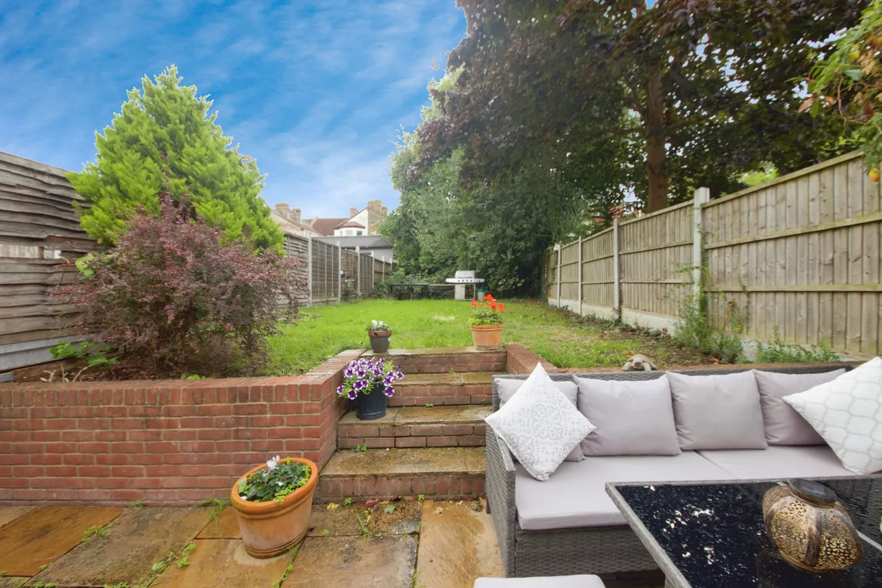 Beechwood Drive, Woodford Green, IG8, photo 8