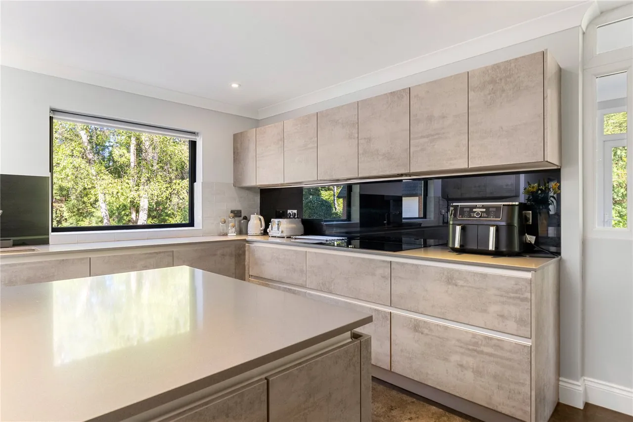 Heath Ride, Finchampstead, Wokingham, Berkshire, RG40 3QN, photo 12