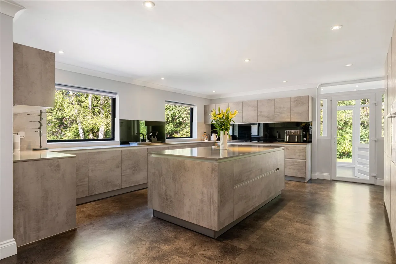 Heath Ride, Finchampstead, Wokingham, Berkshire, RG40 3QN, photo 11