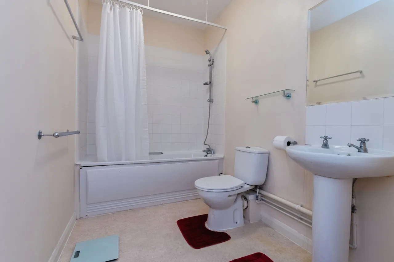 Downton, Salisbury, SP5, photo 13