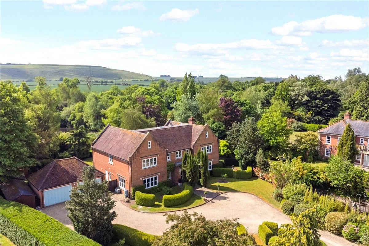 Milton Lilbourne, Pewsey, SN9, photo 2