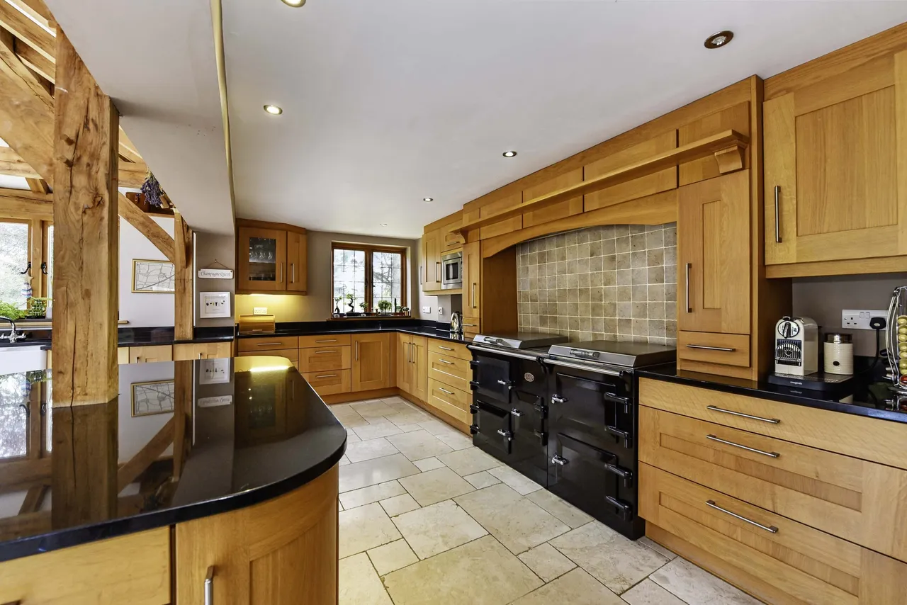 West Chiltington Lane, Billingshurst,..., photo 10