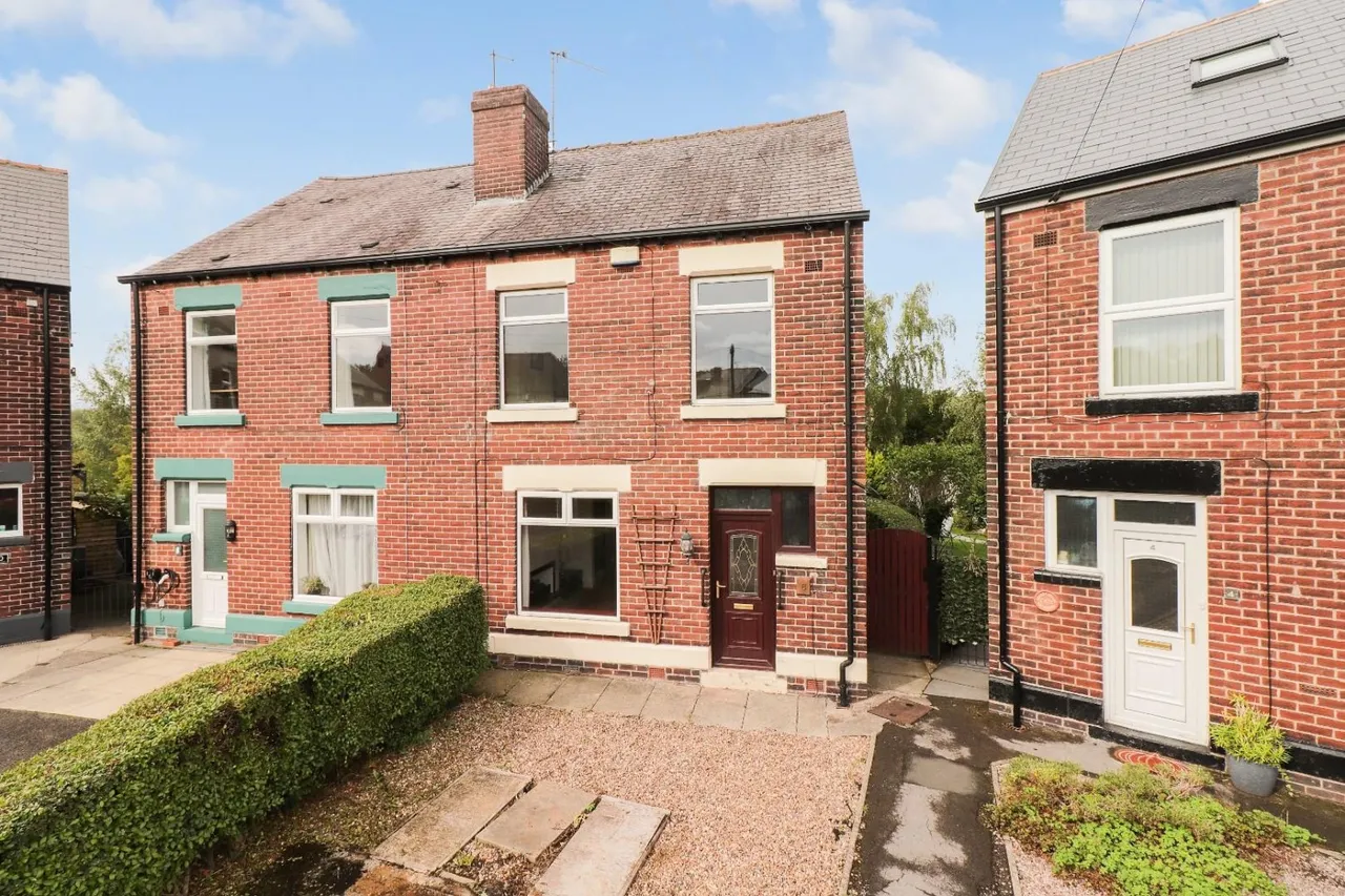 3 bed house for sale — Cartmell Crescent, Woodseats, Sheffield, S8 0NG
