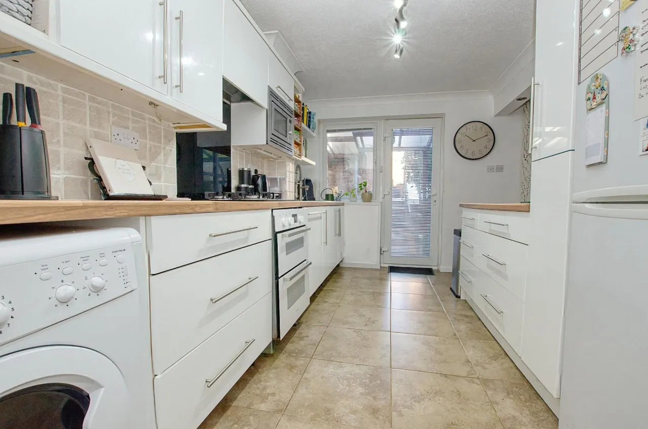 Kingsfield Gardens, Bursledon, SO31, photo 5
