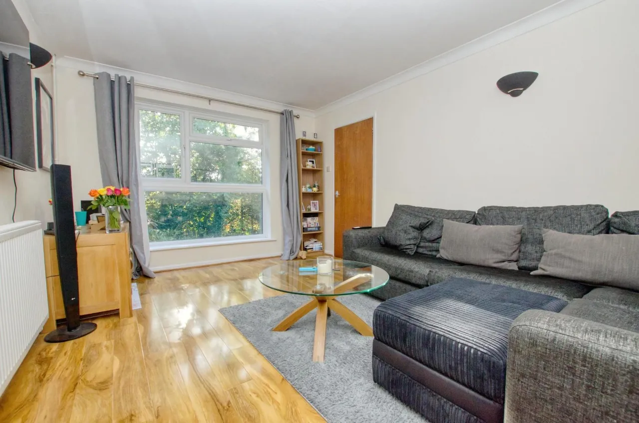 Kingsfield Gardens, Bursledon, SO31, photo 4