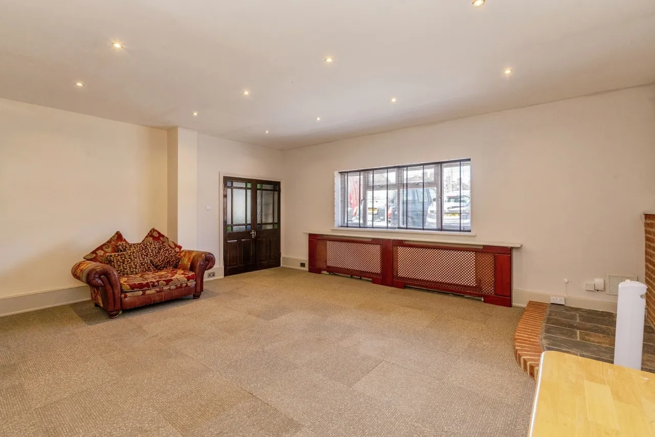 Maycroft Gardens, Grays, Essex, RM17, photo 9