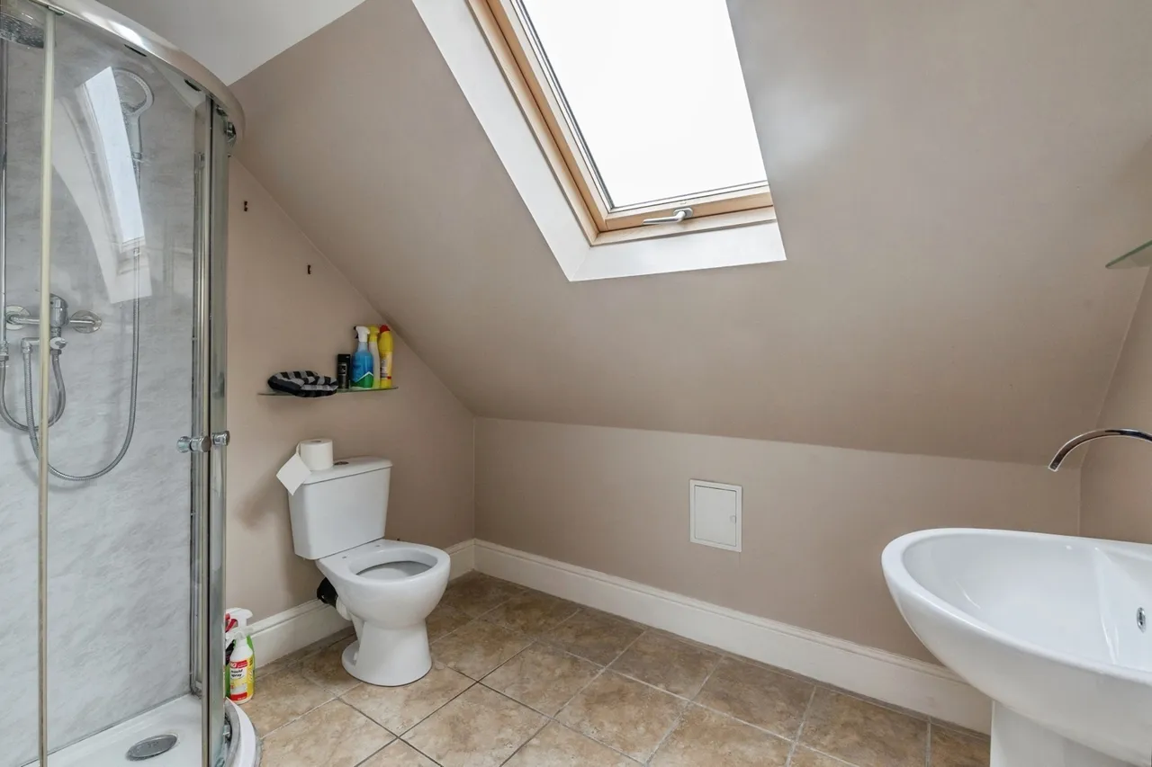 Maycroft Gardens, Grays, Essex, RM17, photo 28