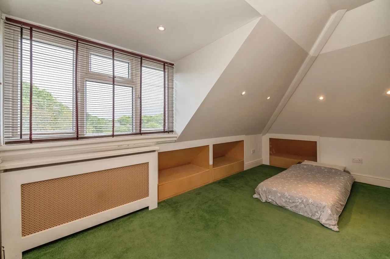 Maycroft Gardens, Grays, Essex, RM17, photo 31