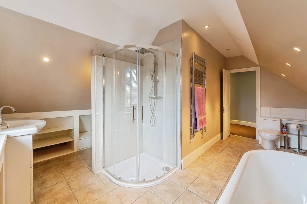 Maycroft Gardens, Grays, Essex, RM17, photo 24