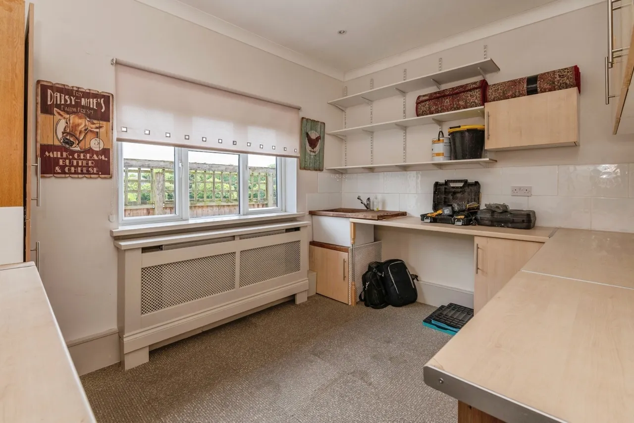 Maycroft Gardens, Grays, Essex, RM17, photo 16