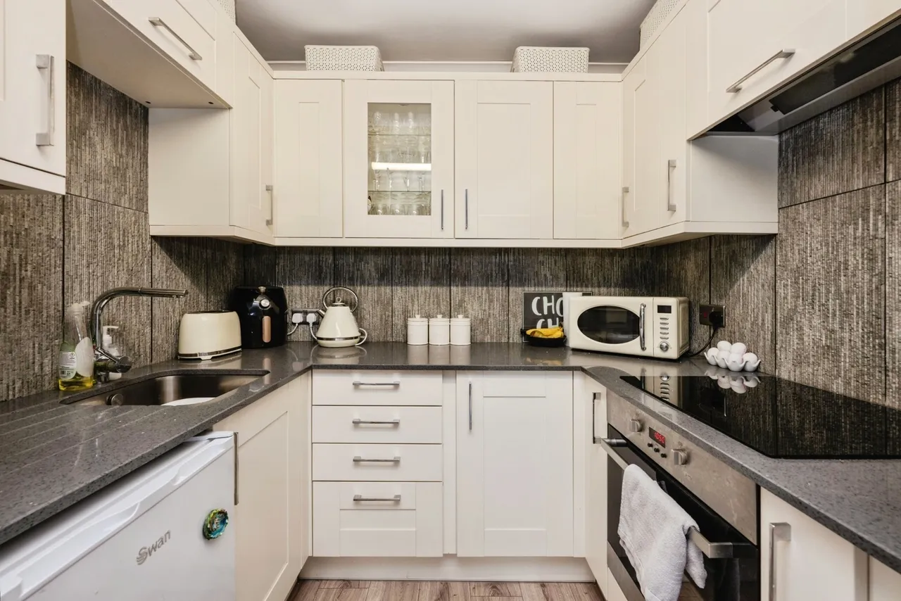 St. Helens Road, Abertawe, SA1, photo 8