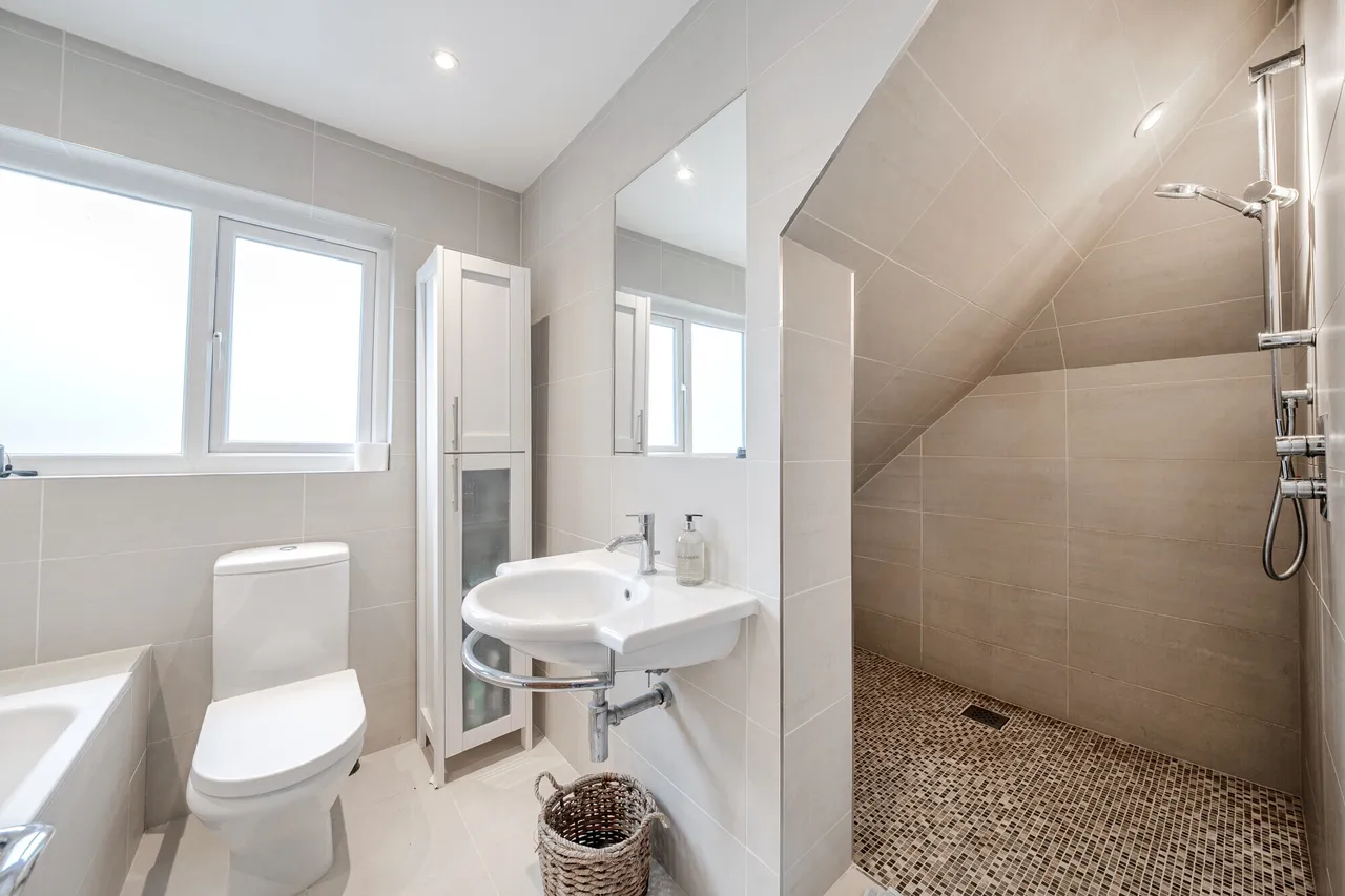 Clements Road, Chorleywood, WD3, photo 9