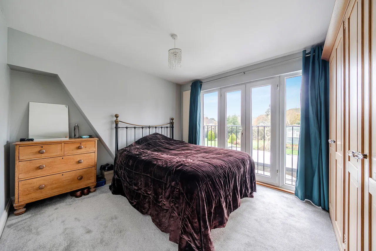 Clements Road, Chorleywood, WD3, photo 8