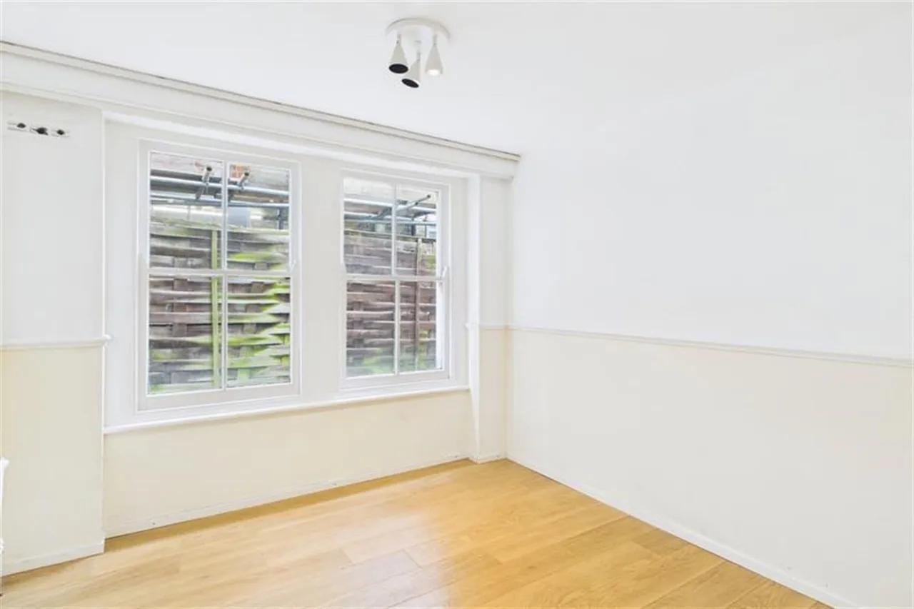 Streatham, London, SW16 5NU, photo 11