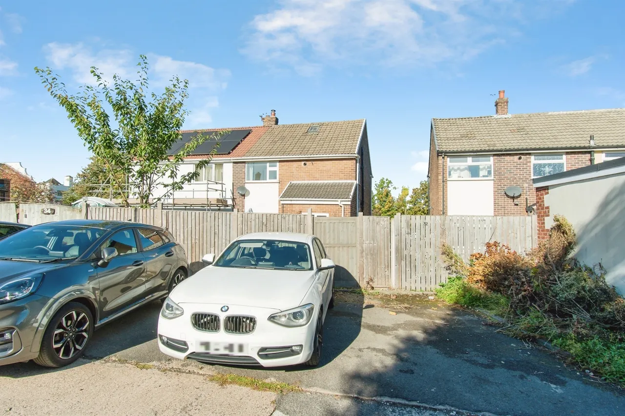 Whitwood Common Lane, Castleford, WF10, photo 13