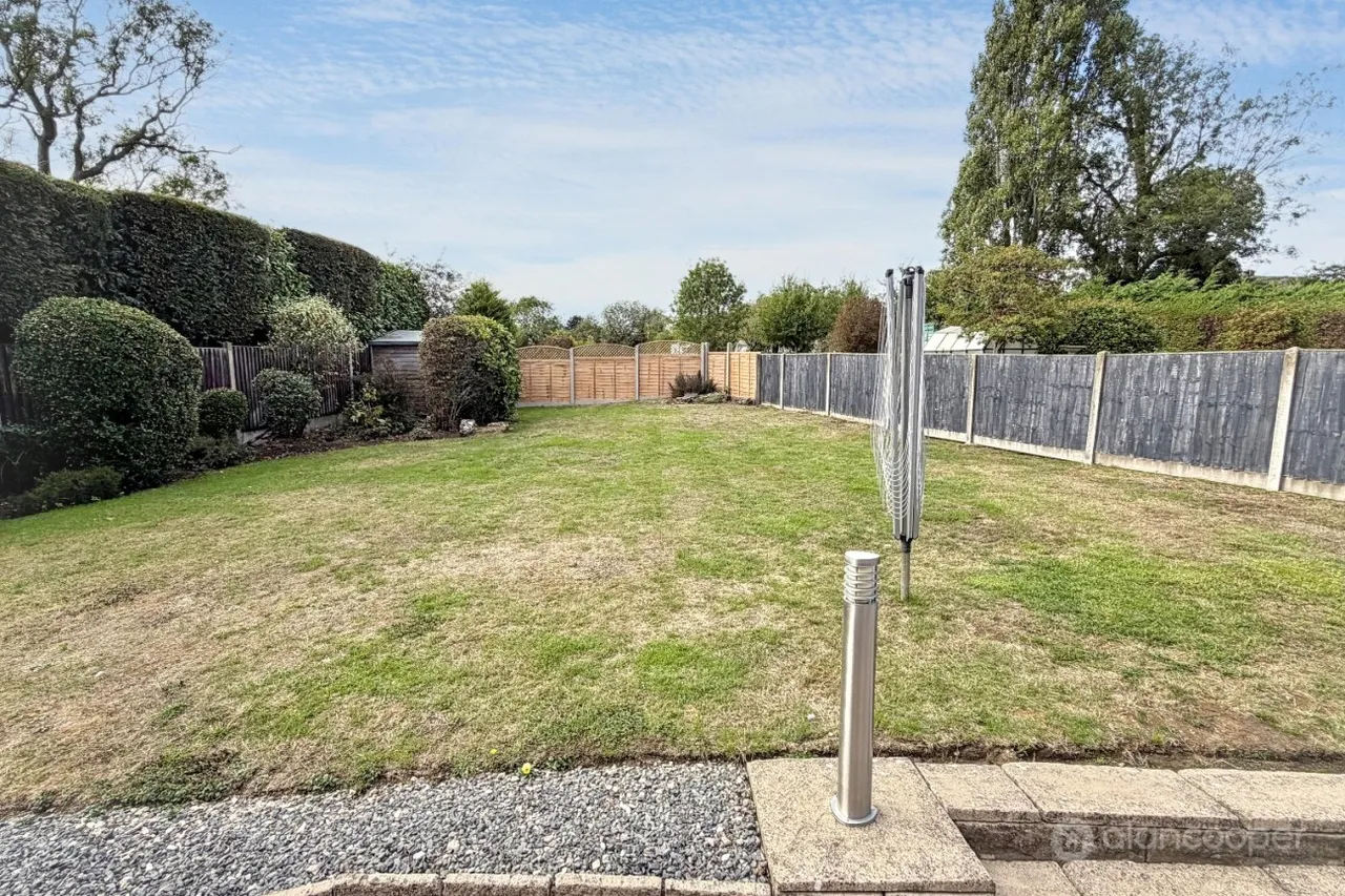 Coventry Road, Bulkington, CV12, photo 35