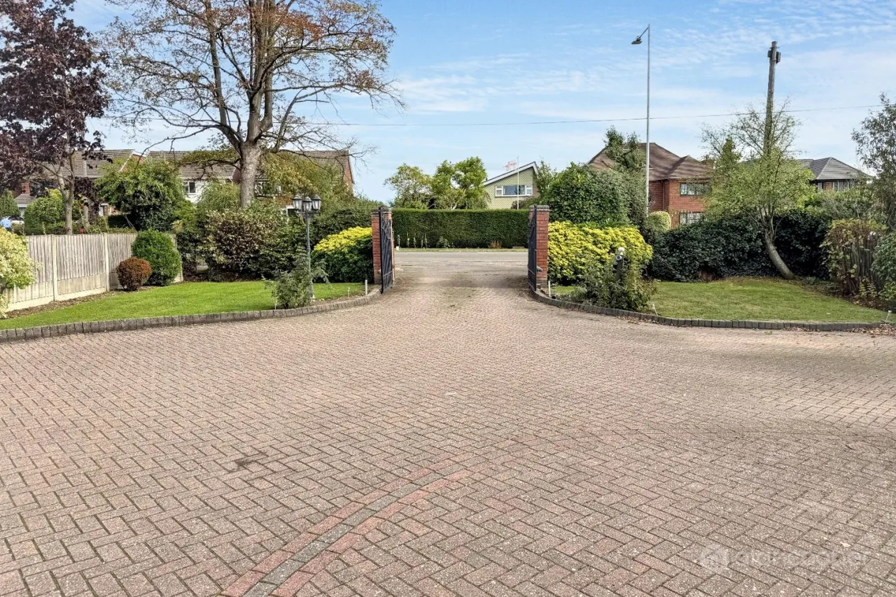 Coventry Road, Bulkington, CV12, photo 41