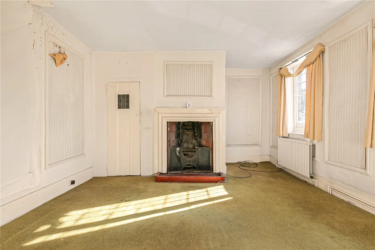 High Street, Teddington, TW11, photo 12