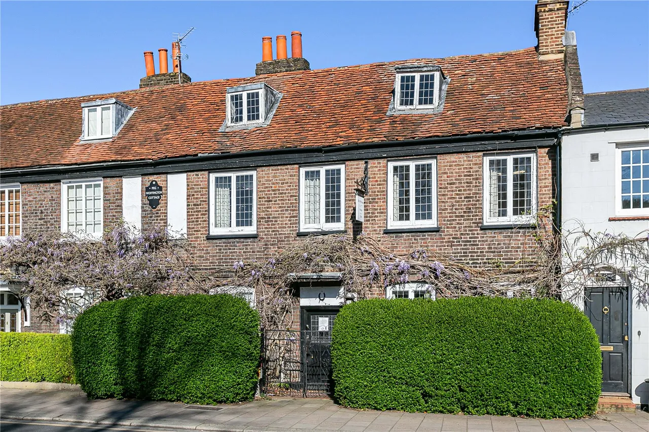 High Street, Teddington, TW11, photo 25
