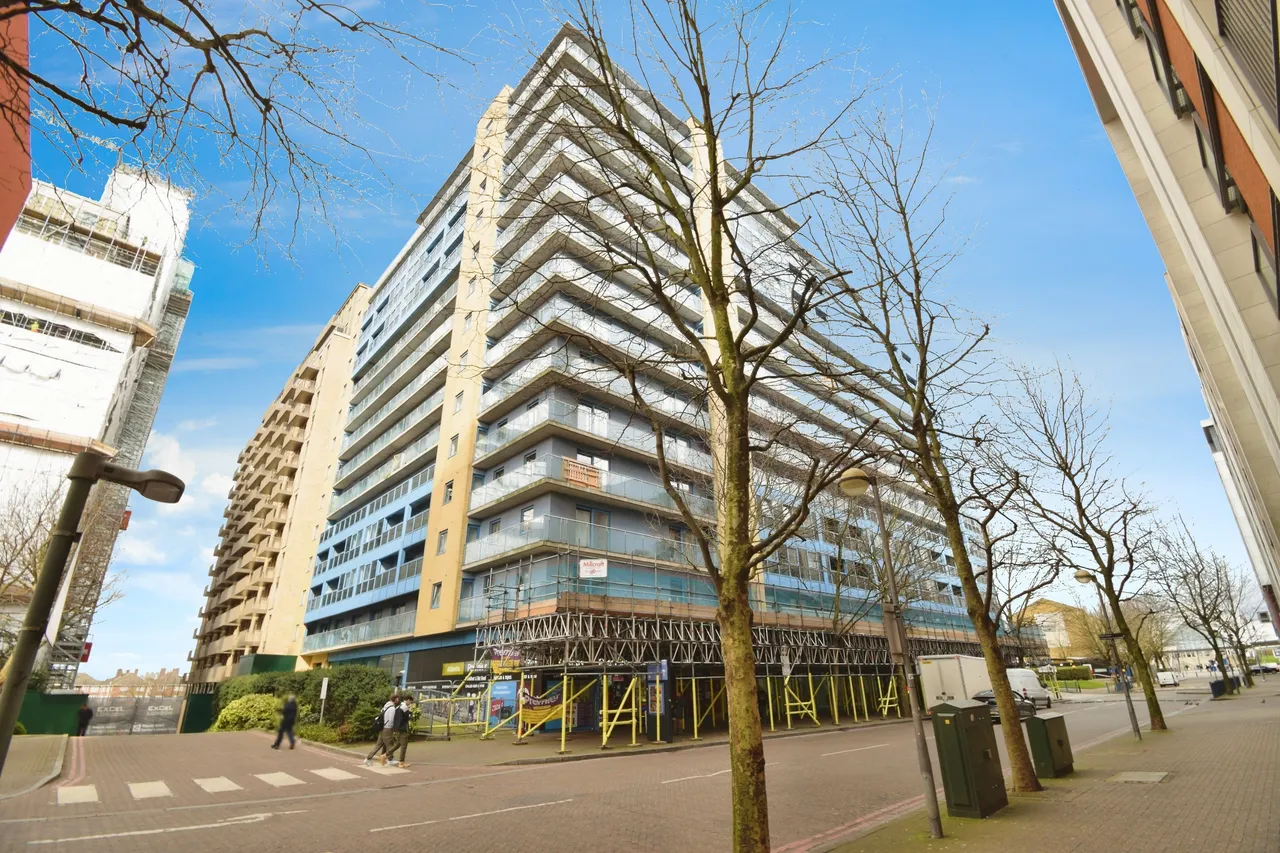 Western Gateway, London, E16, photo 11