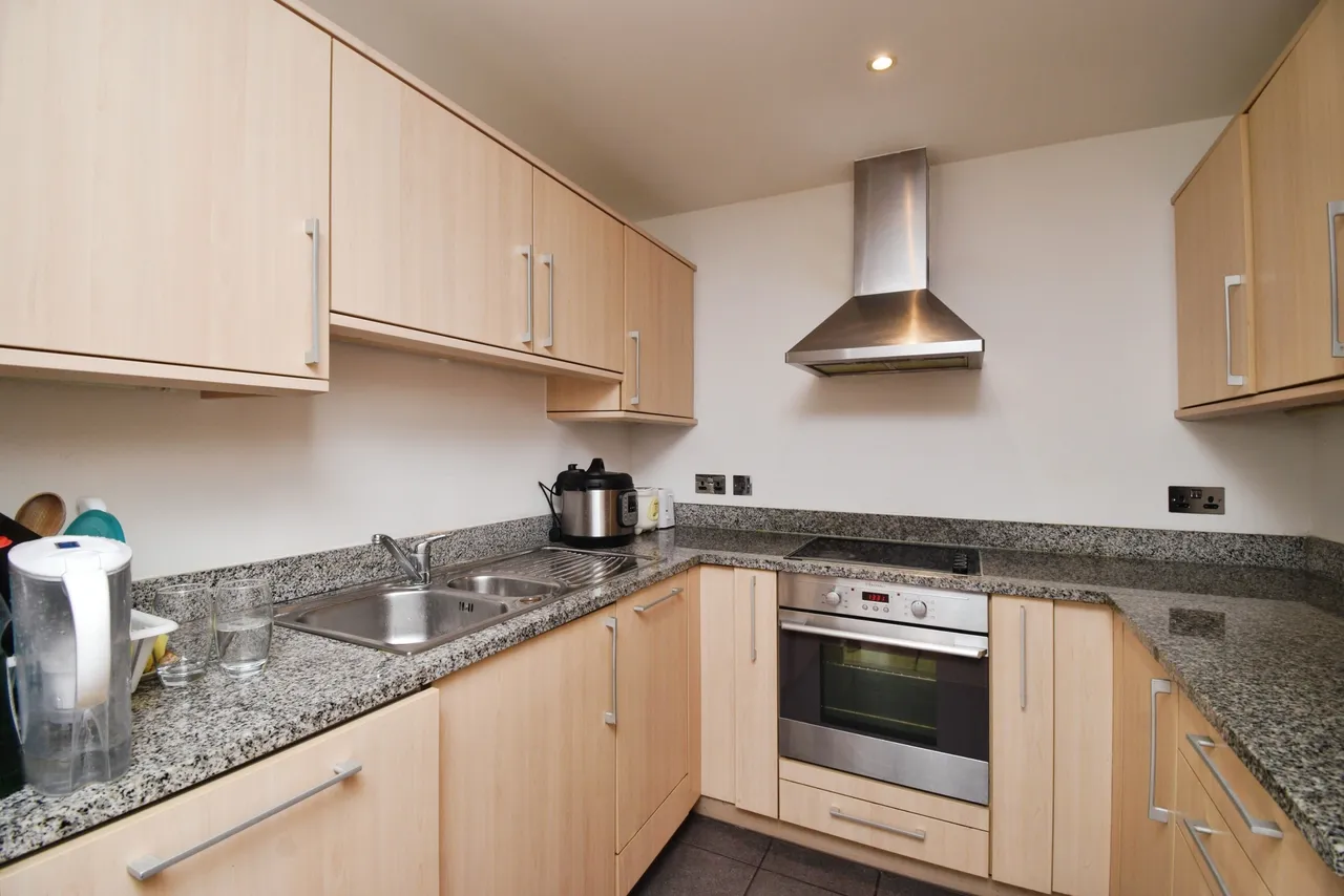Western Gateway, London, E16, photo 2