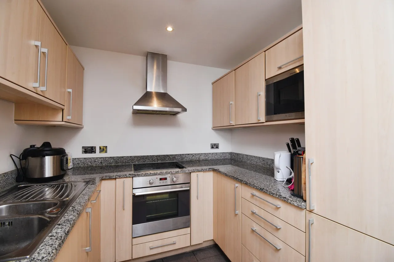 Western Gateway, London, E16, photo 4