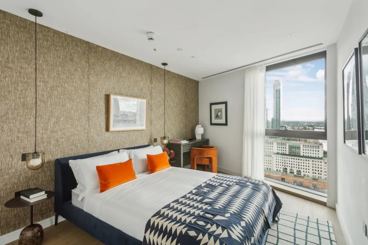 Salter Street, Tower Hamlets, E14, photo 12