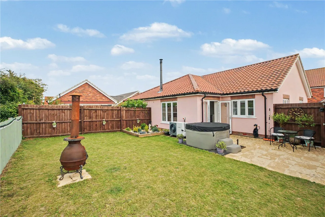 Nursery Place, Woodton, Bungay, Norfolk, NR35, photo 2