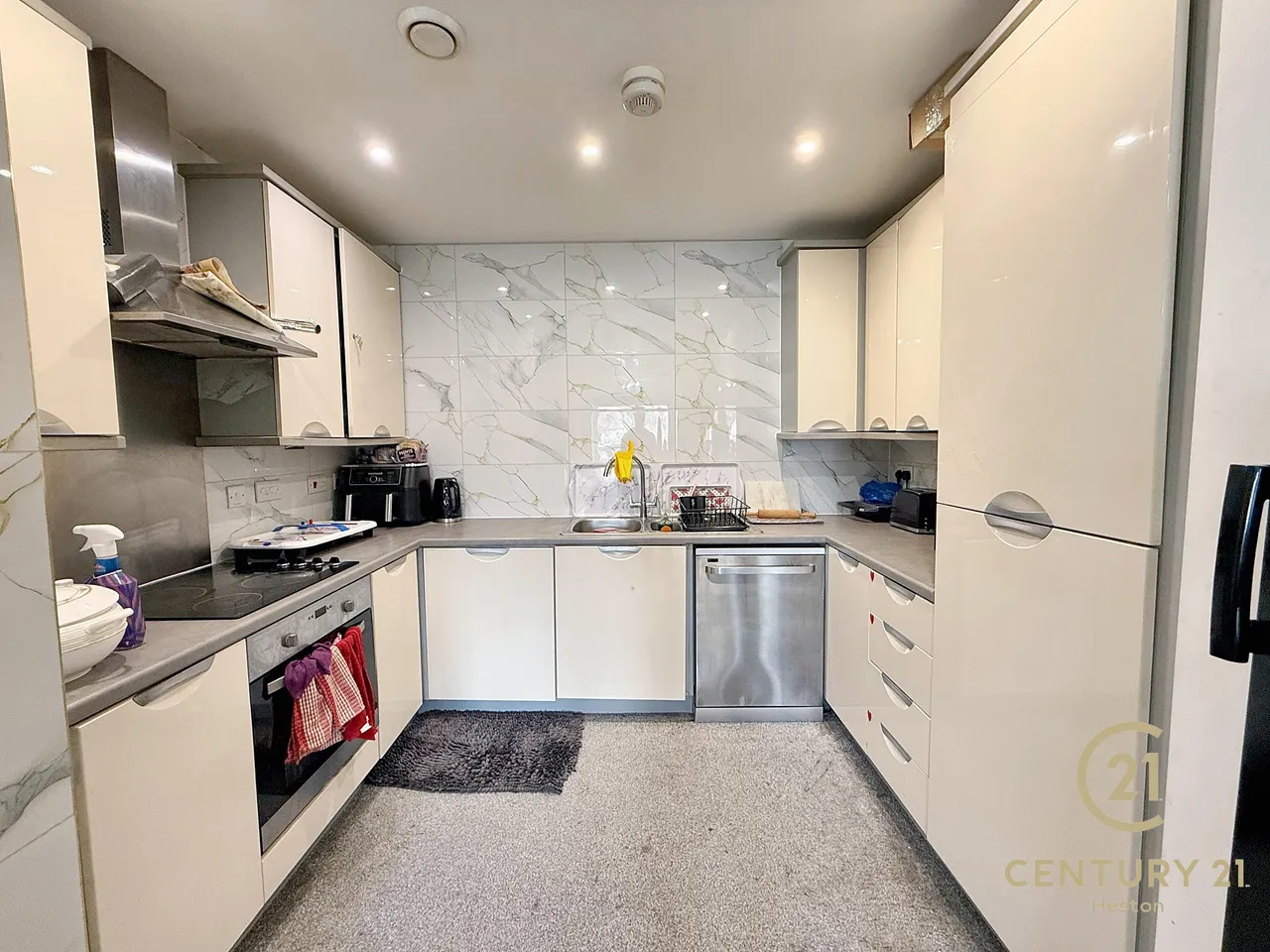 Featherstone Road, Southall, UB2, photo 8