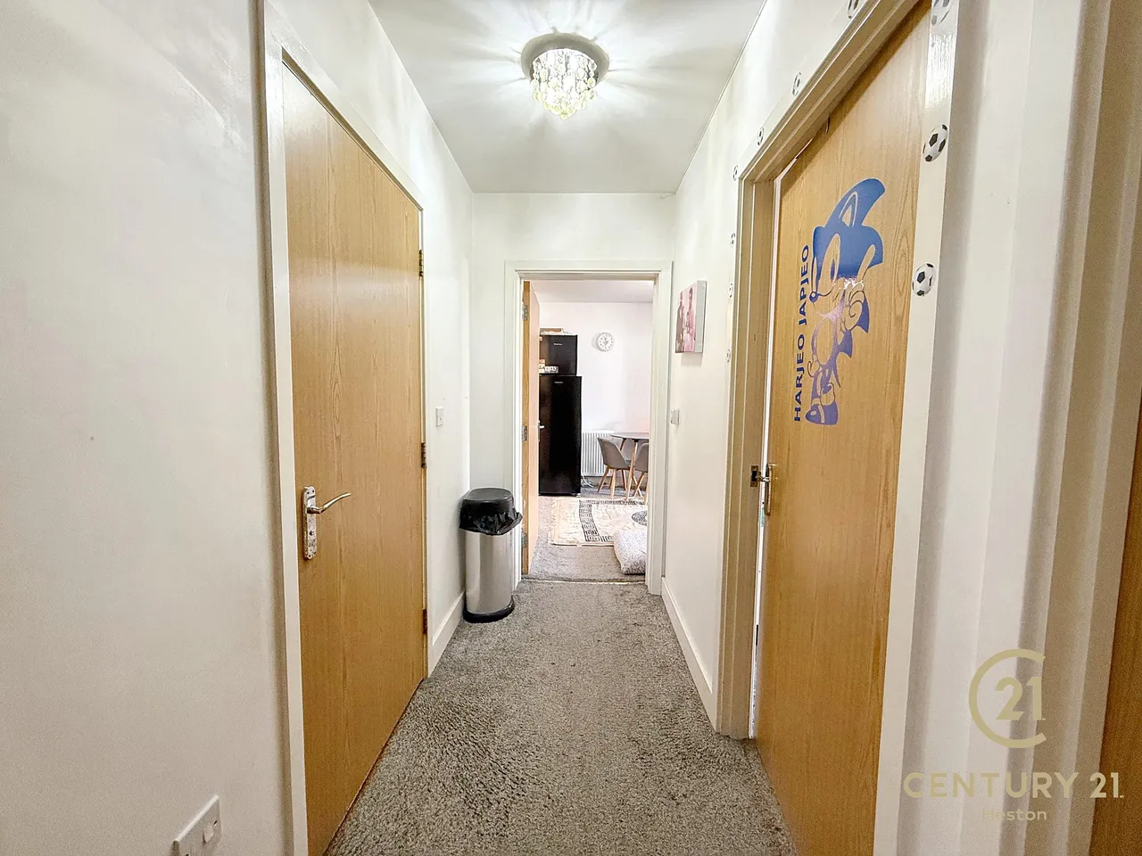Featherstone Road, Southall, UB2, photo 2