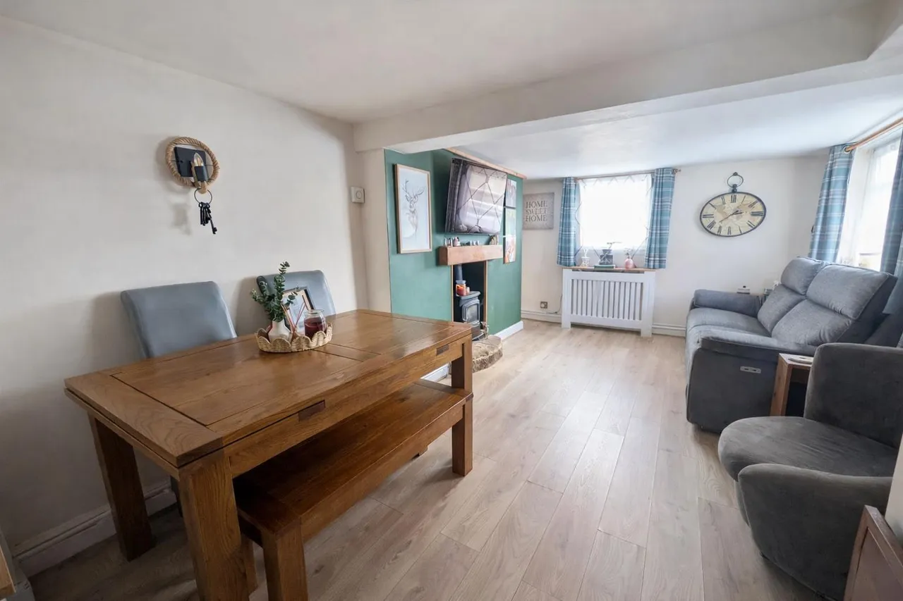 New Road, Ridgewood, Uckfield, East Sussex, TN22 5TE, photo 4