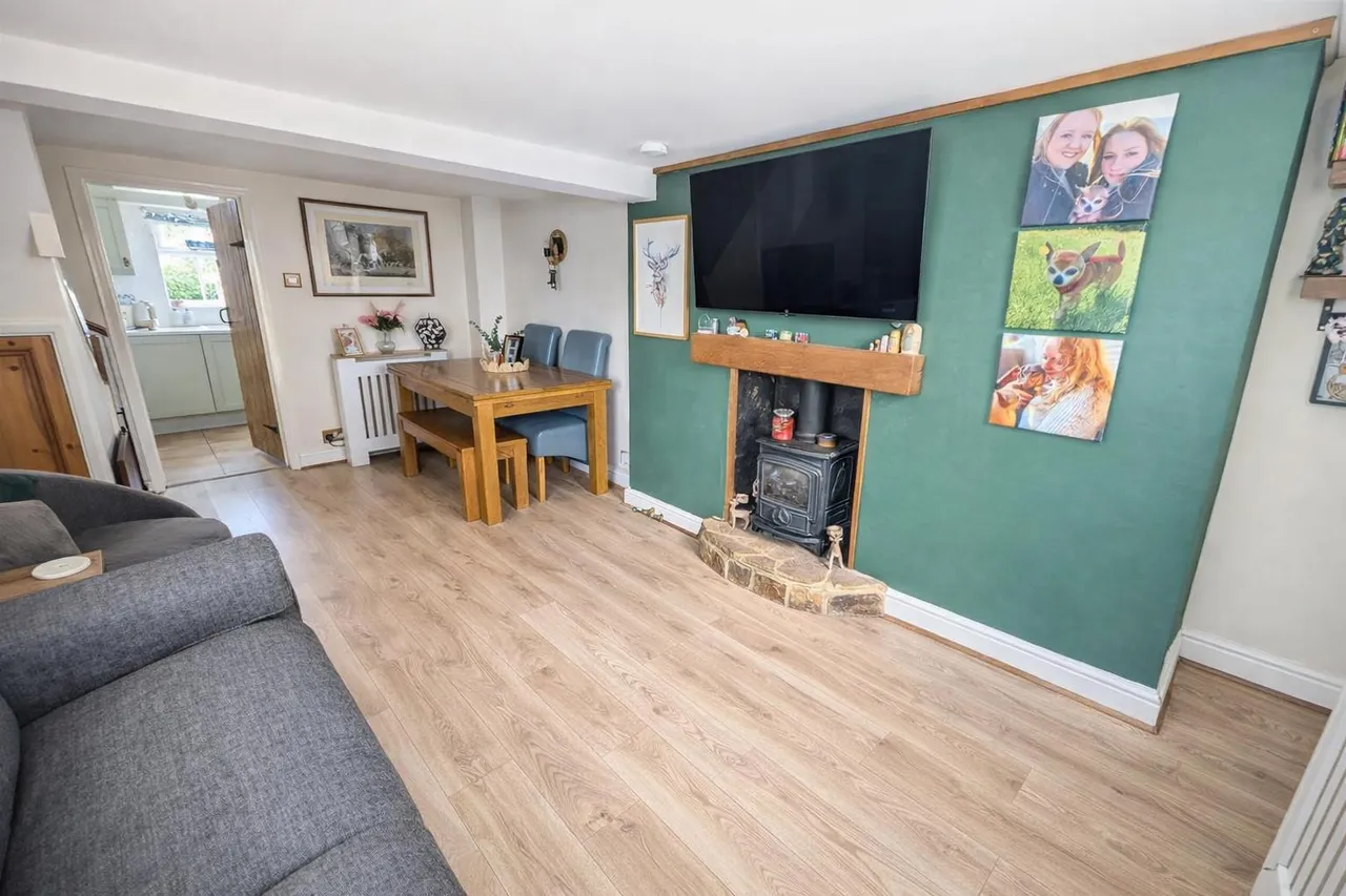 New Road, Ridgewood, Uckfield, East Sussex, TN22 5TE, photo 3