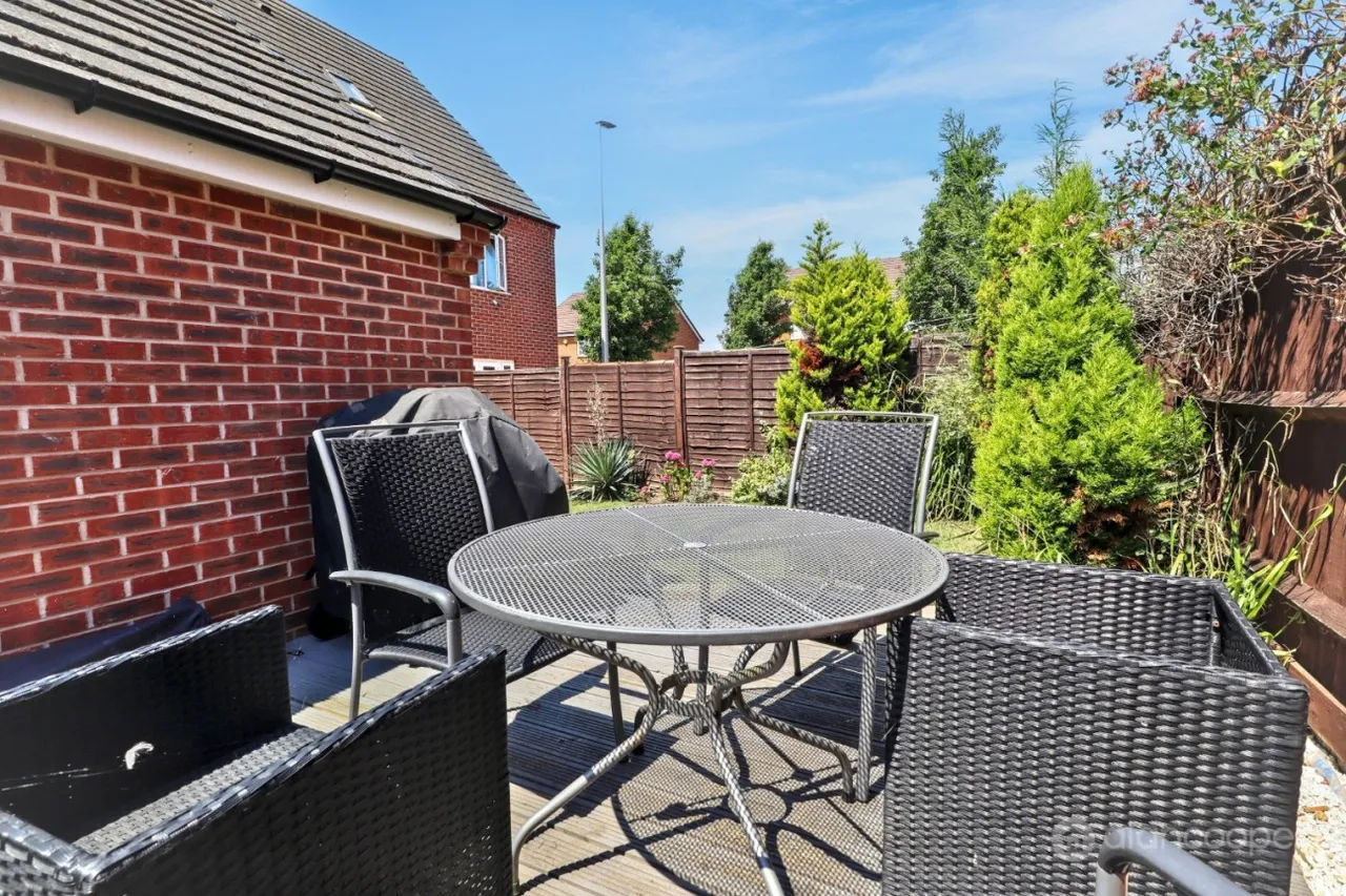 Lower Farm Way, Weddington, CV10, photo 23