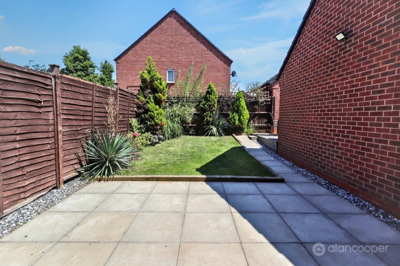 Lower Farm Way, Weddington, CV10, photo 21