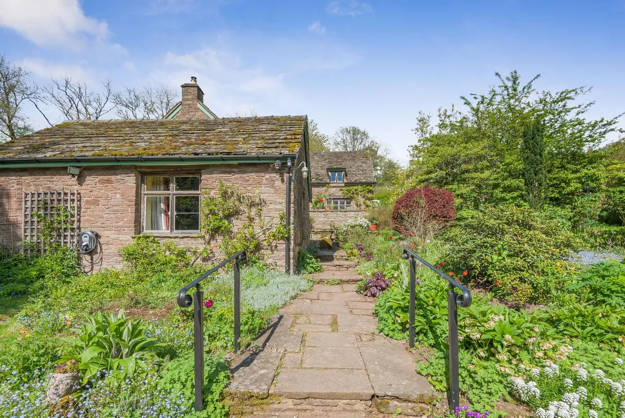 Dulas, Hereford, HR2, photo 31