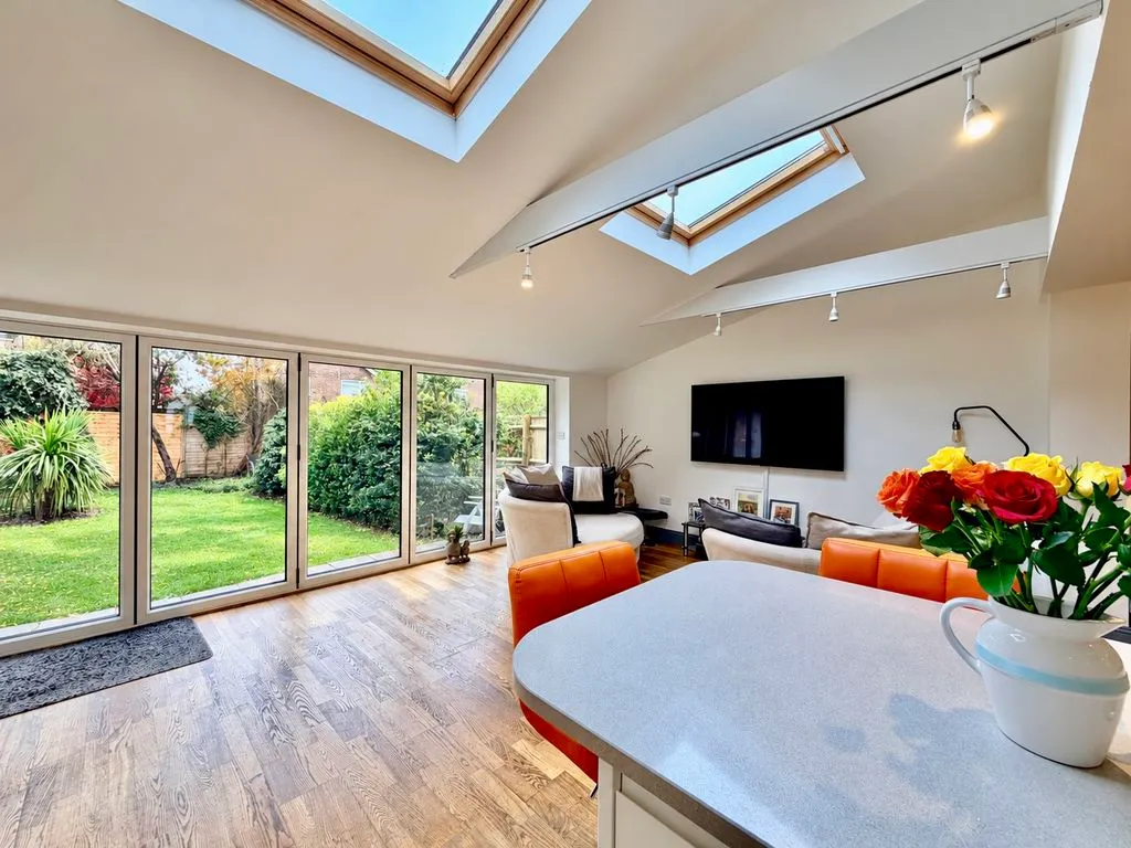 Chapel Road, Flackwell Heath, HP10, photo 2