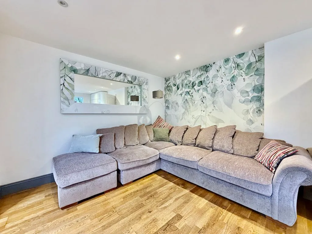 Chapel Road, Flackwell Heath, HP10, photo 6