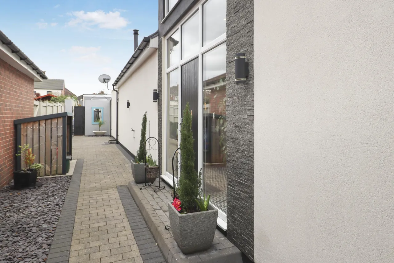 Thorne Road, Wheatley Hills, DN2, photo 27