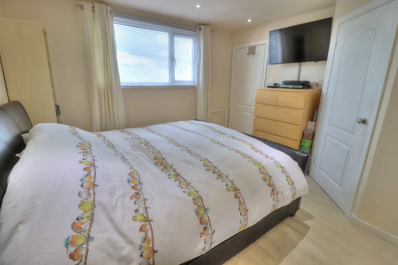 Belmont Avenue, Oldham, OL4, photo 10