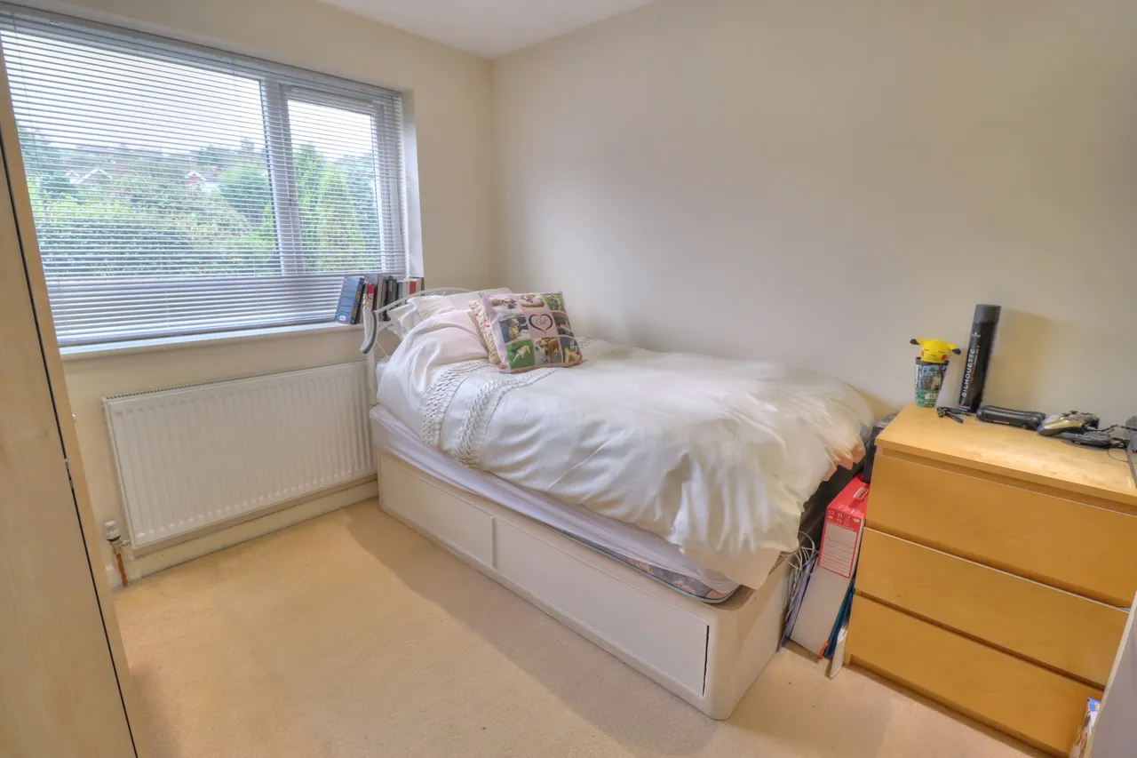 Belmont Avenue, Oldham, OL4, photo 15