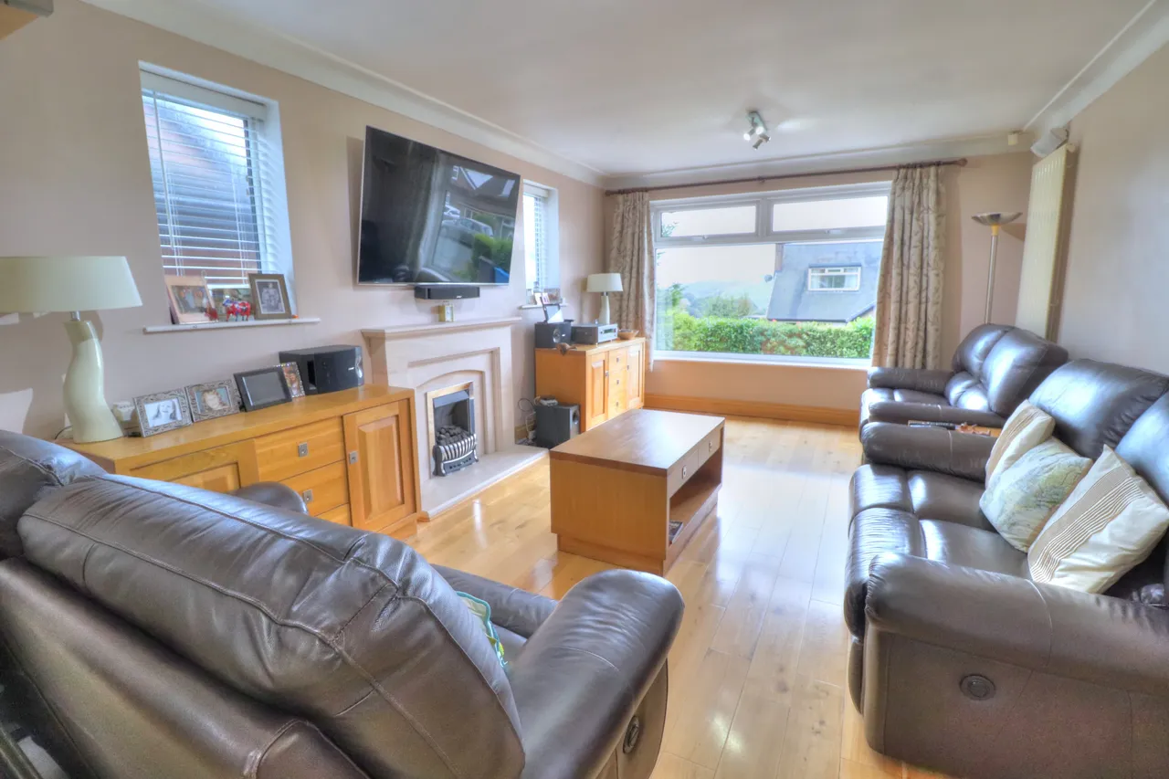 Belmont Avenue, Oldham, OL4, photo 2